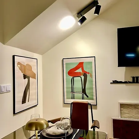 Apartmán Elegant Beamed Loft With Ac Near Aliados *